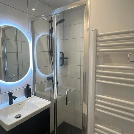 Matabiau, Cote Cocon- Urbain Climatise Apartamento *